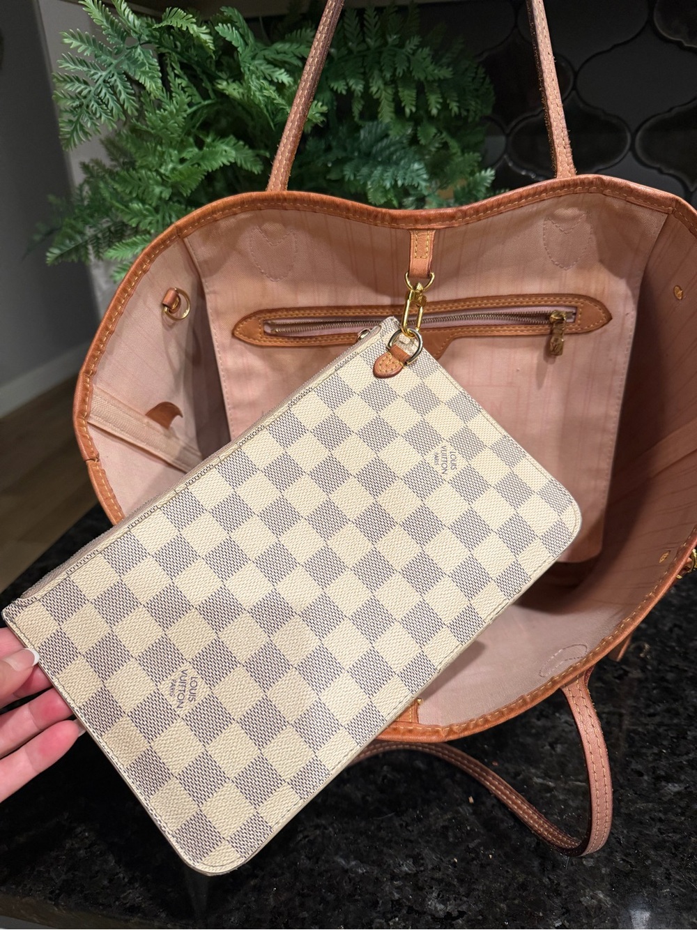 Louis Vuitton Damier Azur Check Zip Pouch - Picture 2 of 6
